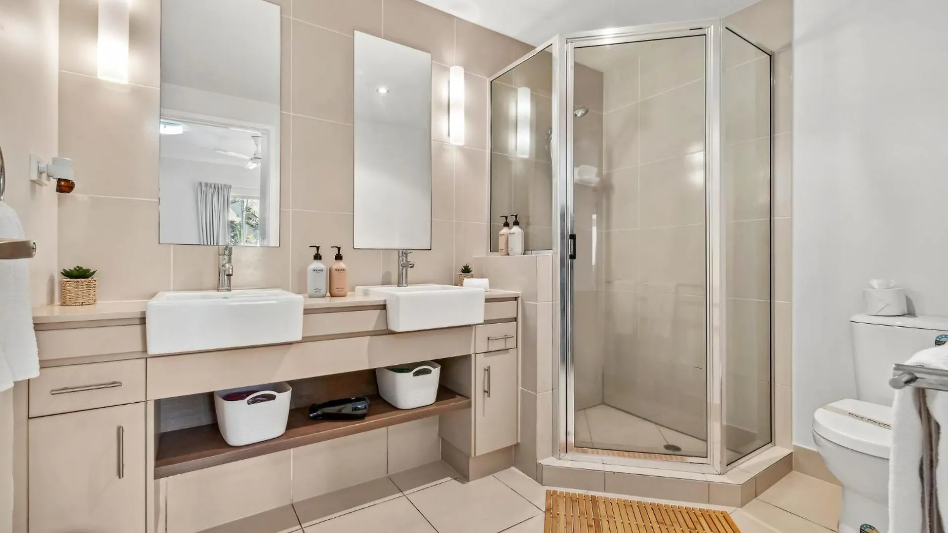 Appartamento Tropical Gardens - Resort 9 Pools Free Parking Cairns